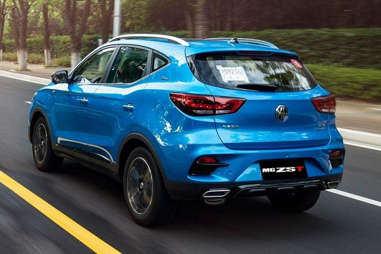 Theo đó, xe được trang bị động cơ xăng 4 xi-lanh thẳng hàng, dung tích 1.3L, sản sinh công suất tối đa 160 mã lực và mô-men xoắn cực đại 230 Nm. Ngoài ra, động cơ này còn đồng hành với hộp số tự động 6 cấp với công nghệ sang số tuần tự thay vì hộp số tự động 4 cấp.