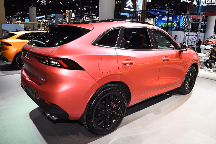 Hiện giá xe Dongfeng Fengxing T5 EVO Goddess Edition vẫn chưa được công bố. Trong khi đó, tại Việt Nam, Dongfeng Fengxing T5 EVO có giá khởi điểm từ 769 triệu đồng.