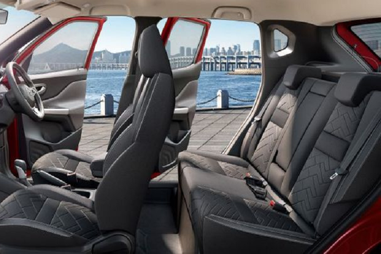 Khả năng bảo vệ phần ngực người dùng kém trong bài thử nghiệm va chạm một phần đầu xe chính là một trong những điểm trừ lớn nhất của Magnite.