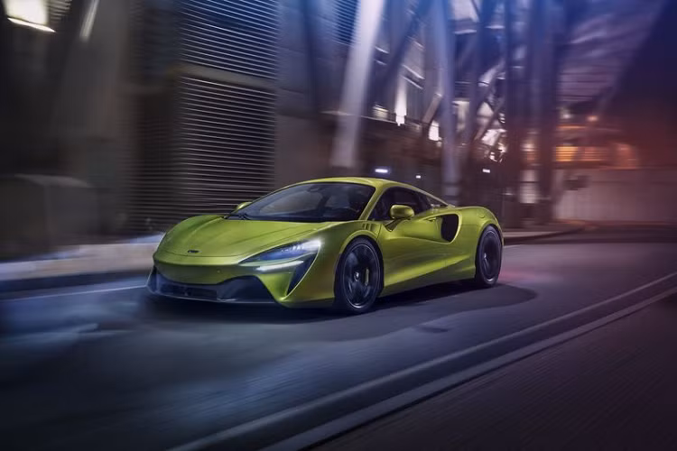 McLaren Artura có tổng trọng lượng bộ khung gầm chỉ là 82 kg.