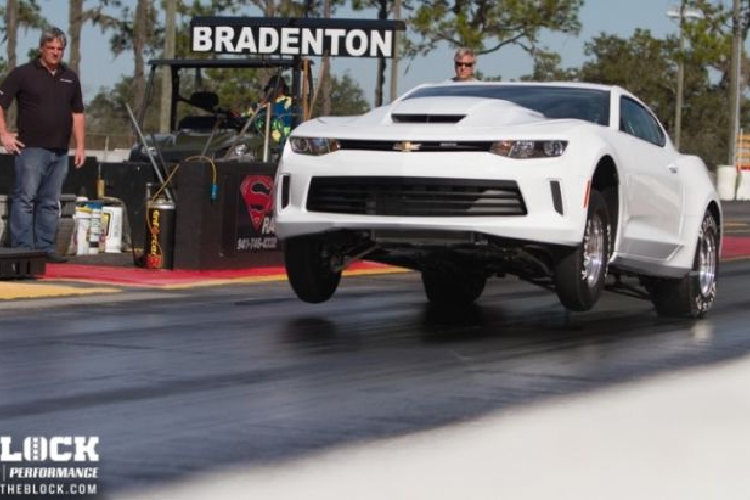 Được thiết kế dành cho việc tranh tài tại các giải đua Drag hoặc các sự kiện khác nhau, COPO Camaro được bán ra thông qua bộ phận Chevrolet Performance và không thể đăng ký để sử dụng hợp pháp trên đường phố. Những chiếc COPO Camaro này có thể tranh tài tại các giải đua như NHRA Stock và Super Stock. 