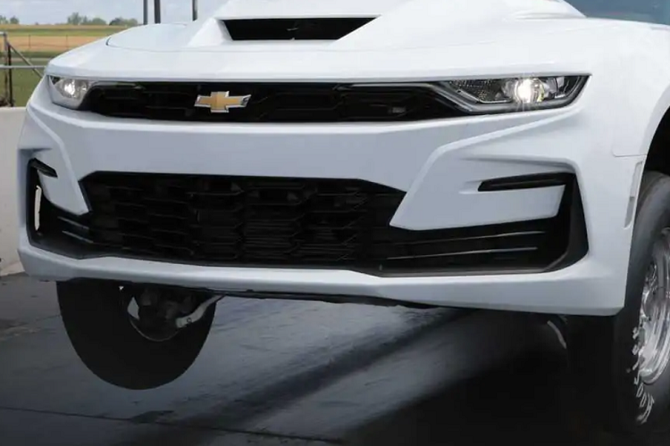 Dòng COPO Camaro 1969 là một chiếc xe đua Drag chuyên dụng do các đại lý đặt hàng bằng cách sử dụng hệ thống Central Office Production Order để trang bị cho những chiếc xe với động cơ V8 lớn nhất của Chevrolet.