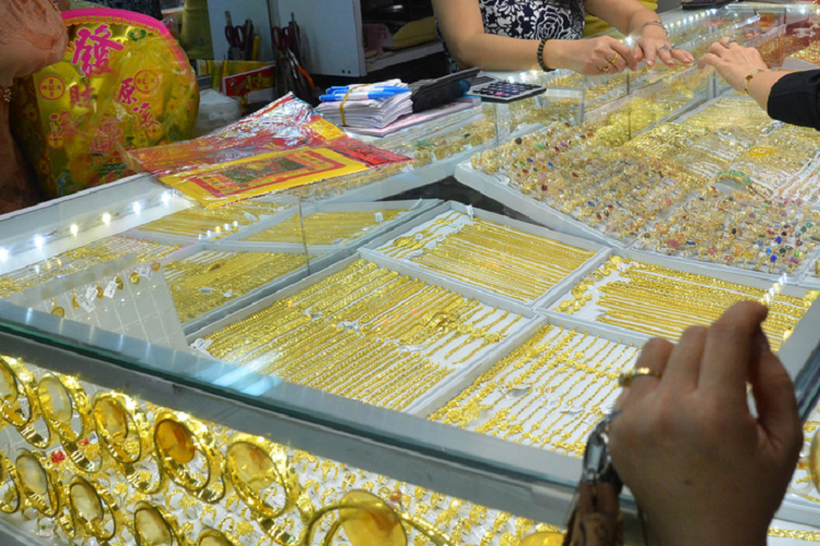 Gia vang hom nay 21-7: Giam khi dong tien don vao kenh dau tu khac