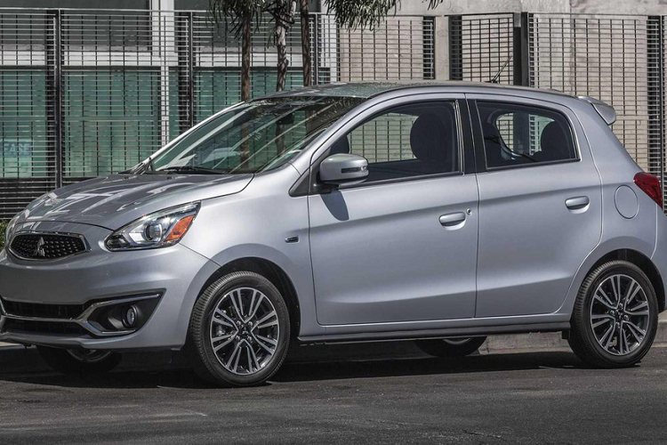 9. Mitsubishi Mirage (25,9%): Mirage nằm ở top rẻ nhất tại Mỹ nhưng vẫn cho thấy sự đáng tiền. Tuy chỉ tăng mức tiền nhỏ nhưng điều đó cũng đủ giúp tỷ lệ phần trăm giá bán xe Mitsubishi Mirage cũ lên mức cao. Hiện mức tăng của dòng hatchback này đạt 2.313 USD, khiến giá bán trung bình của xe ở mức 11.242 USD.