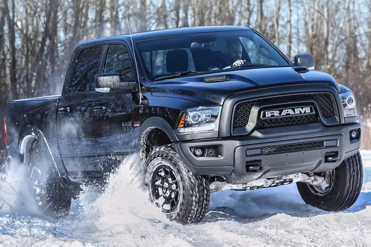 3. Ram 1500 (28,8%): Mẫu xe bán tải có mức giá tăng theo phần trăm lớn nhất chính là Ram 1500 với 28,8% hoặc nằm ở mức 8.002 USD, khiến giá bán xe cũ lên tới 35.798 USD.