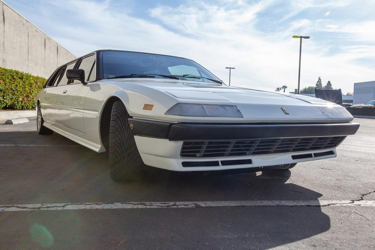 Ferrari 400 là một dòng xe GT được sản xuất từ năm 1972 đến 1989. Dòng sản phẩm đó bao gồm 365 GT4, 400, 400i, and 412. Chiếc limousine này được chế tạo dựa trên 400i, mẫu xe được Ferrari thay đổi bộ chế hòa khí với hệ thống phun nhiên liệu vào năm 1979. Trang bị động cơ V12 dung tích 4.8 lít, 400i được duy trì sản xuất cho tới năm 1985, khi nó được thay thế bởi mẫu 412.