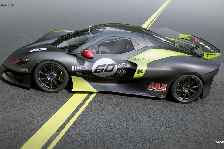 Như bạn mong đợi từ tên của GT-Pista, nó có thết lập tập trung chính vào đường đua với hệ thống treo cần đẩy kèm bộ giảm xóc có thể điều chỉnh. Bộ la-zăng OZ Racing 19 inch của xe được bọc trong lốp Pirelli DHB có kích thước 245/645R18 ở phía trước và 265/645R18 ở phía sau. Hệ thống phanh bao gồm đĩa tự thông gió 380 mm với kẹp phanh 6 pít-tông ở phía trước, và đĩa tự thông gió 355 mm với kẹp phanh 4 pít-tông ở phía sau.