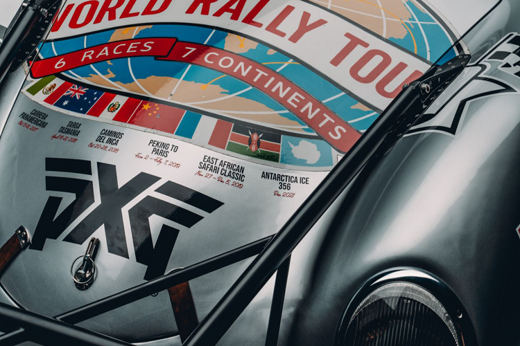 Kỹ sư Bradley cũng phải tính toán để các bánh xích cùng ván trượt có thể được tháo lắp dễ dàng nhằm lắp lại lốp xe có gai mà không cần thay đổi căn chỉnh bánh xe. Tham gia cùng Brinkerhoff trong chiếc Porsche 356A hàng độc này trên chuyến đi chinh phục Nam Cực, cùng với đó là nhà thám hiểm người Anh Jason de Carteret với vai trò là hoa tiêu.