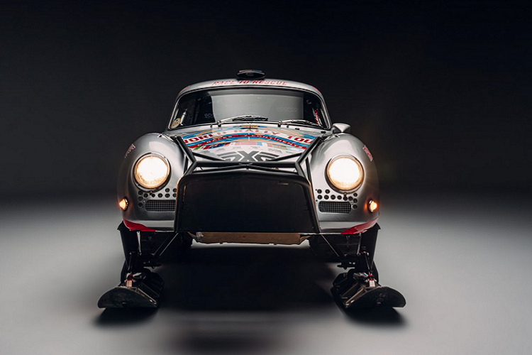 Porsche 356A bánh xích đã được vận chuyển đến Chile bằng đường tàu biển từ Vương Quốc Anh và khi đến nơi, chiếc xe sẽ được vận chuyển bằng đường hàng không tới nơi có điều kiện khắc nghiệt bậc nhất trên thế giới: Union Glacier ở Nam Cực. Brinkerhoff và đội đua Valkyrie Racing sẽ gặp nhau ở Chile vào cuối tháng 11, và nếu thời tiết thuận lợi, cuộc đua sẽ được bắt đầu ở Nam Cực vào ngày 5 tháng 12.