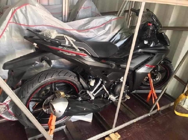 Yamaha Exciter 155 VVA 2021 tai Viet Nam - ong vua con tay moi