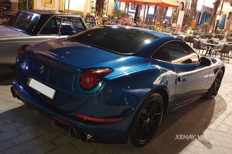 Ferrari California T được trang bị động cơ tăng áp kép V8 3.9L cho công suất 552 mã lực và mô-men xoắn cực đại 755Nm, siêu xe Ý chỉ mất 3,6 giây để chạy nước rút từ 0 - 100 km/h, tốc độ tối đa cán mức 315 km/h.