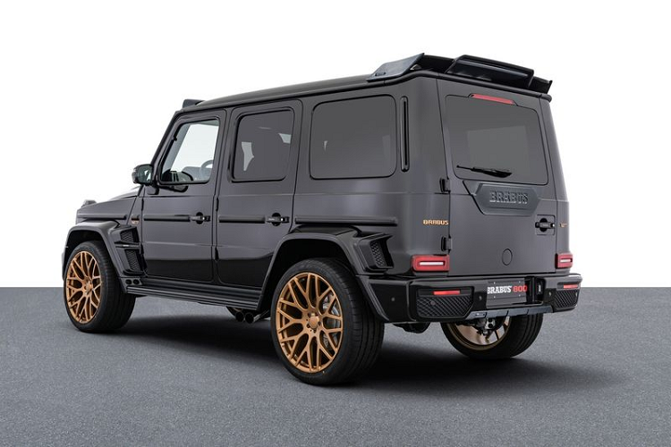 Brabus cho biết G63 mới có thể tăng tốc từ 0 - 100 km/h chỉ trong 4,1 giây, nhanh hơn 0,4 giây so với tiêu chuẩn.