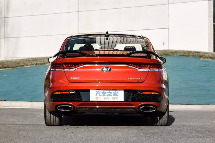 Đáng tiếc là thời điểm ra mắt và giá xe Hyundai Lafesta 2022 vẫn chưa được công bố. Chỉ biết rằng, mẫu sedan cỡ C này vẫn dành riêng cho thị trường Trung Quốc.