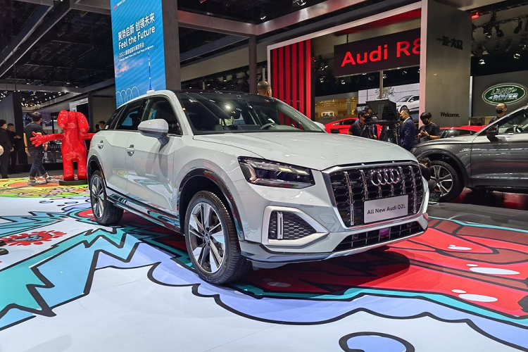 Tại triển lãm Ô tô Thành Đô 2021 hiện đang diễn ra tại tỉnh Tứ Xuyên, Trung Quốc, hãng Audi đã chính thức vén màn phiên bản mới của dòng SUV hạng sang cỡ nhỏ Q2L. Đồng thời, cũng trong sự kiện này, hãng Audi đã mang Audi Q2L bản đặc biệt Wang Yibo Edition, đặt theo tên của ngôi sao trẻ Vương Nhất Bác, đến trưng bày.