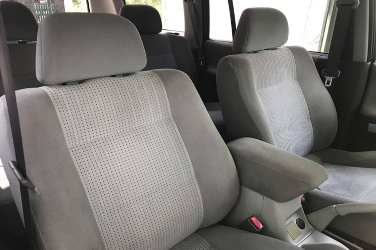 Động cơ nhà Mitsubishi nổi tiếng với độ bền bỉ cao và vận hành đáng tinh cậy. Tuy nhiên, động cơ V6 3.0L này không lý tưởng đối với người mua xe đặt tiêu chí tiết kiệm nhiên liệu.