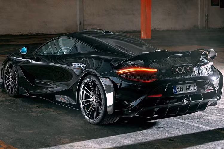 Kết quả là công suất tối đa của bản độ McLaren 765LT đạt 855 mã lực, còn mô-men xoắn cực đại lên đến 898 Nm. Thời gian tăng tốc 0-100 km/h từ 2,8 giây ở xe nguyên bản giảm còn 2,5 giây, 0-200 km/h từ 7,2 giây còn 6,5 giây. Bản độ McLaren 765LT vẫn sử dụng hộp số tự động ly hợp kép 7 cấp và vận tốc tối đa được giới hạn ở mức 330 km/h.