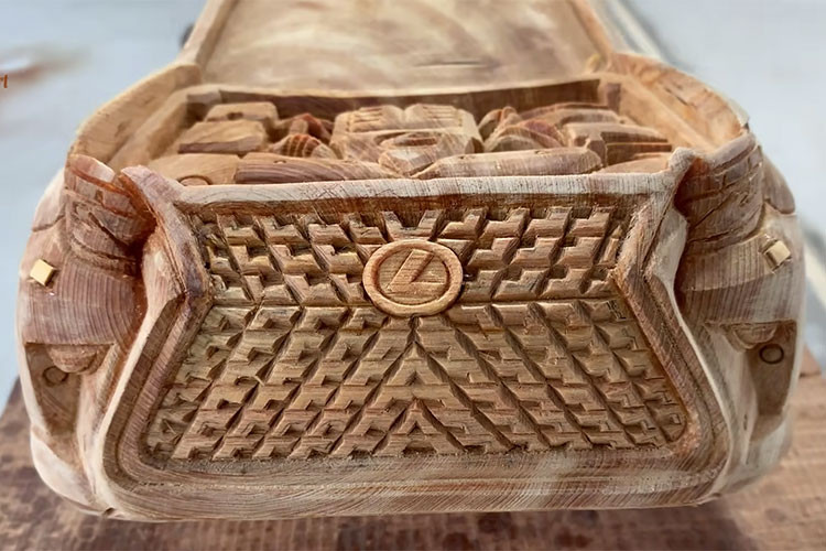 Những sản phẩm này được cộng đồng người dùng Internet thế giới đánh giá cao trên các trang mạng xã hội khác nhau. Và mới đây chiếc xe SUV Lexus GX 460 2021 trong bài viết này lại được nhiều trang xe cộ thế giới tán dương.