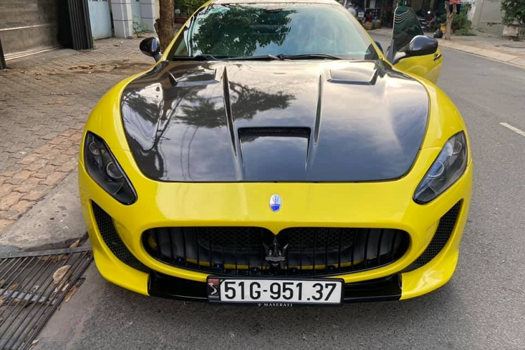Những chiếc xe thể thao của các thương hiệu lớn như BMW, Porsche hay chiếc Maserati Granturismo đời cũ này luôn thu hút không ít các khách hàng Việt nhắm đến chơi nhưng tài chính phải dư dả trên 6 tỷ đồng mới có thể nghĩ đến việc nuôi dưỡng mẫu xe của các hãng này. Chính vì thế mà nhiều người chọn cách mua các xe đã qua sử dụng, vừa có thể tiết kiệm được một khoản lớn cũng dễ bán lại mà không bị lỗ nhiều.