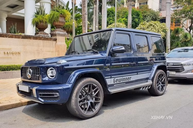 Mẫu SUV hạng sang Mercedes-AMG G63 Gewinner MBS đã được đưa về nước vào nửa đầu năm nay thông qua một đại lý nhập khẩu xe sang tư nhân. Như tên gọi, G63 Gewinner MBS là một sản phẩm sáng tạo của hãng độ MBS danh tiếng.