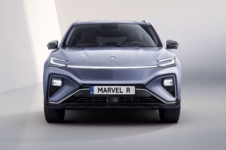 Cuối cùng là công nghệ an toàn MG Pilot dành cho xe, dự kiến bao gồm những tính năng như hệ thống kiểm soát hành trình thích ứng, hỗ trợ giữ làn đường, phanh khẩn cấp tự động, phát hiện điểm mù và cảnh báo phương tiện cắt ngang khi lùi.