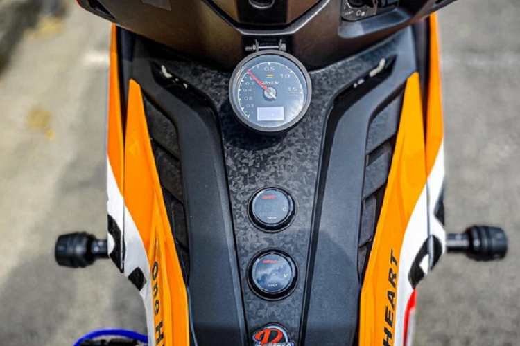 Đây sẽ là ý tưởng hoàn hảo dành cho những người chơi sở hữu Honda Winner X và muốn biến chiếc xe của mình thành một siêu mô tô không thua kém gì xe phân khối lớn trên đường phố.