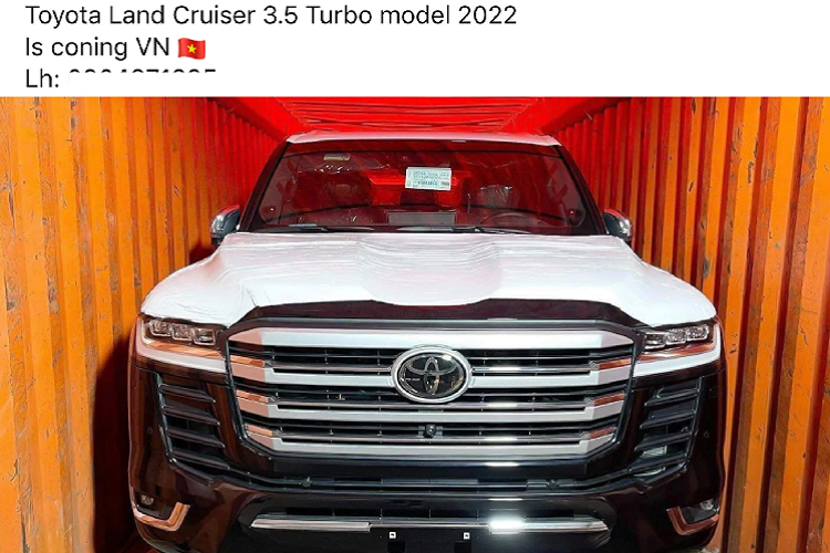 Trong khi Land Cruiser 2022 nhập tư nhân là phiên bản Trung Đông, phiên bản nhập về là “VXR” cao cấp nhất, là 1 trong 3 phiên bản EXR, GXR và VXR bán ở Trung Đông.