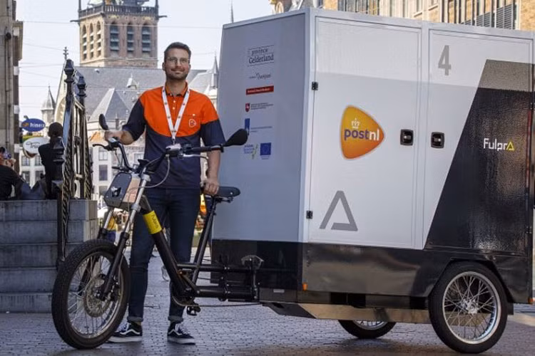 Triển lãm Ô tô Đức (IAA) là nơi nhiều nhà sản xuất trưng bày các sản phẩm mới nhất của họ. Trong đó, một ngành công nghiệp đang tăng mạnh thời gian gần đây đó là các giải pháp xe điện vận tải hàng hóa. Với số lượng đơn hàng các dịch vụ như Amazon ngày một tăng, đây là điều dễ hiểu.