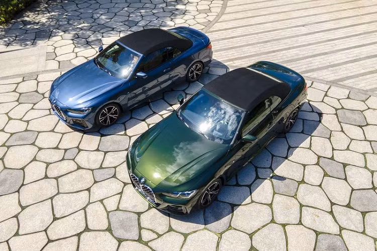 Cấu trúc cực kỳ cứng rắn của thân xe được tăng cường nhờ việc bổ sung các trang bị như thanh giằng chuyên dụng cho xe mui trần, tấm chống va đập bằng nhôm ở dưới cùng của phần đầu xe và các ốp ở thân xe cũng có độ bền chắc cực cao. Do đó, BMW 4 Series Convertible có độ cứng cáp cao hơn 4% so với phiên bản tiền nhiệm. Sự kết hợp thông minh của các vật liệu cũng giúp tối ưu hóa cả trọng lượng và độ an toàn khi va chạm. Trọng tâm thấp hơn, trọng lượng nhẹ hơn mà vẫn duy trì được phân bổ trọng lượng trước sau 50:50 mang đến cho xe khả năng xử lý nhanh nhẹn và chính xác.