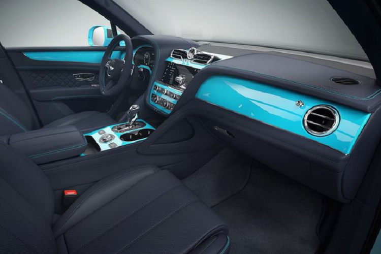 Để cung cấp dịch vụ cá nhân hóa, các nhà sản xuất ôtô đắt đỏ bậc nhất thế giới thường có hẳn một bộ phận riêng, ví dụ như Tailor Made của Ferrari hay Ad Personam, Lamborghini hay xe siêu sang Bentley.