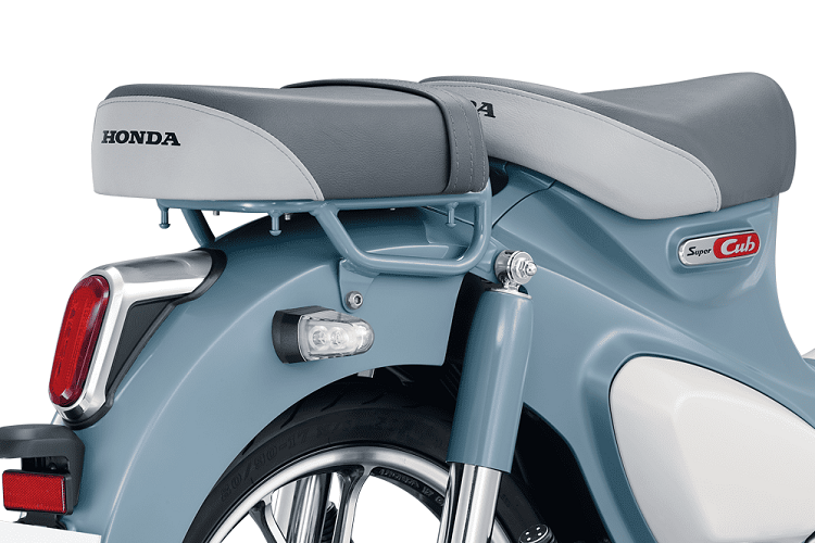 Xe đạt công suất tối đa 9,2 mã lực tại tua máy 7.500 vòng/phút và mô men cực đại 10,15Nm tại tua máy 5.000 vòng/phút.