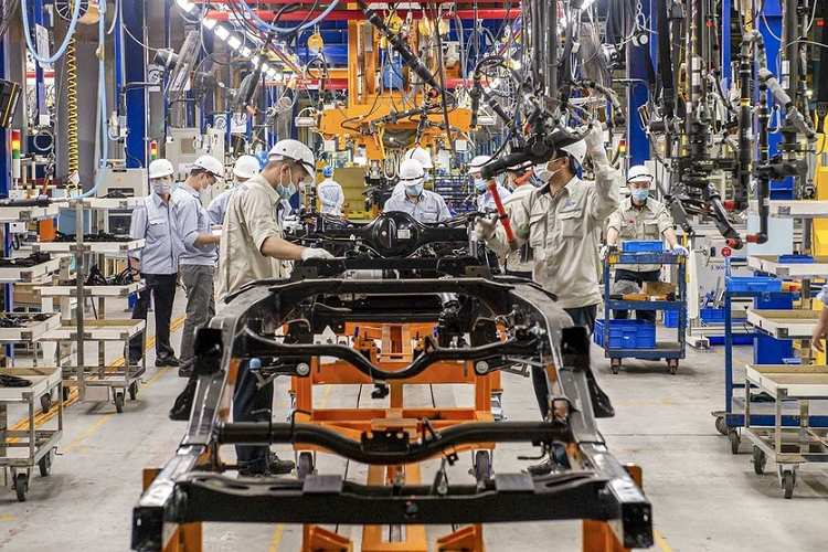 Chinh thuc giam 50% le phi truoc ba doi voi oto lap rap Viet Nam