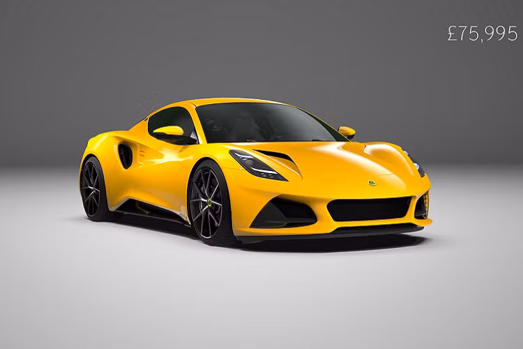 Hiện tại, giá xe Lostus Emira 2022 bản V6 First Edition được ấn định ở mức 104.065 Đô tại thị trường Anh Quốc, 112.452 Đô tại Đức. Phiên bản được trang bị động cơ Turbo 4 xi-lanh của AMG có giá khởi điểm rẻ hơn ở mức 82,155 Đô.