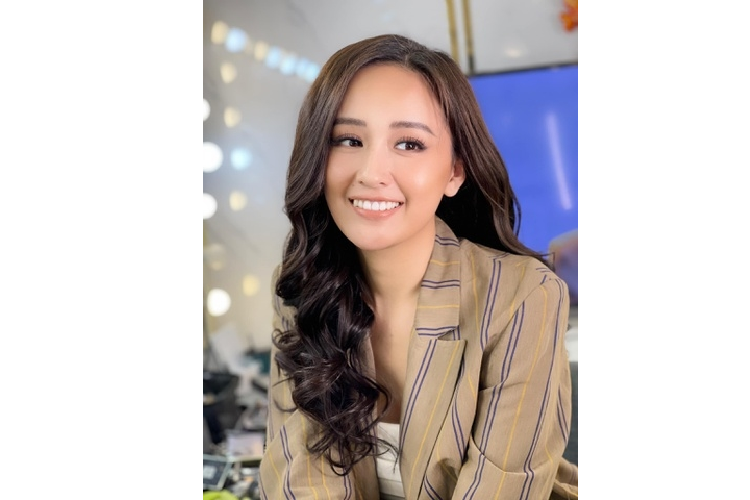 Hoa hau Mai Phuong Thuy dang ky lam tinh nguyen vien chong dich COVID-19