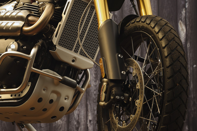 Sức mạnh từ động cơ 1.200 cc, tám van song song, cho công suất 88 mã lực tại 7.250 vòng/phút, mô-men xoắn cực đại 110 Nm tại 4.500 vòng/phút.