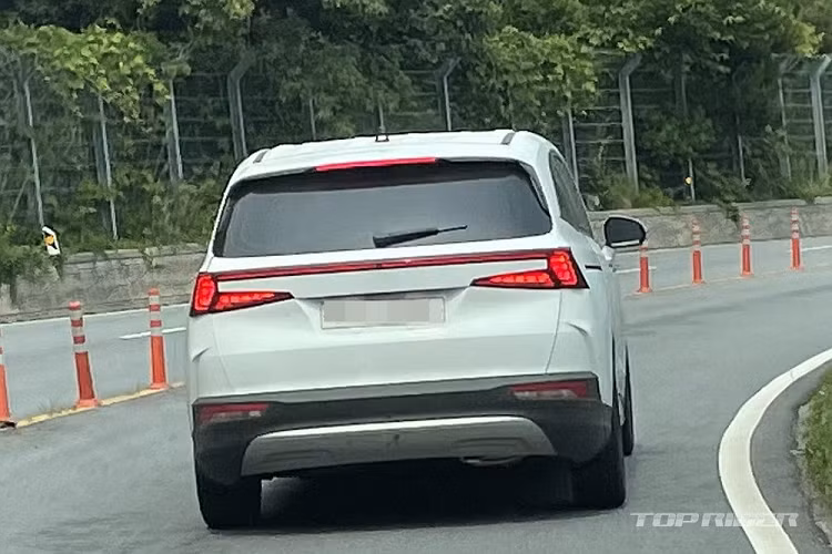 Hiện chưa có thông tin về động cơ của mẫu MPV này. Tuy nhiên, theo tin đồn, xe sẽ có 2 tùy chọn động cơ. Đầu tiên là động cơ xăng 4 xi-lanh, tăng áp, dung tích 1.5L do liên doanh Beijing Hyundai tại Trung Quốc sản xuất, tạo ra công suất tối đa 170 mã lực. Thứ hai là động cơ xăng 4 xi-lanh, tăng áp, dung tích 2.0L do công ty Shandong Hyundai Wia Automobile Engine sản xuất, cho công suất tối đa 236 mã lực.