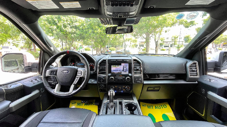 Ford F-150 Raptor nhap tu kenh toi 500 trieu giua 