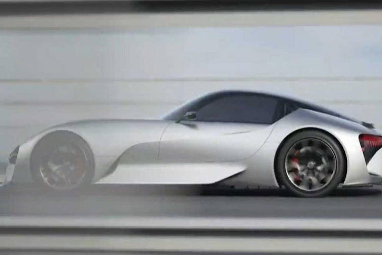 Ngoài ra, Lexus Electrified Sport thể thao còn sở hữu phạm vi di chuyển tối đa 700 km sau khi sạc đầy pin. Điều thú vị là mẫu xe coupe 2 cửa này sẽ được phát triển để tương thích với pin thể rắn. Tuy nhiên, Electrified Sport sẽ không thể một sớm một chiều được trang bị pin thể rắn vì Toyota và Lexus ưu tiên dùng loại pin này cho xe hybrid trước rồi mới đến ôtô điện