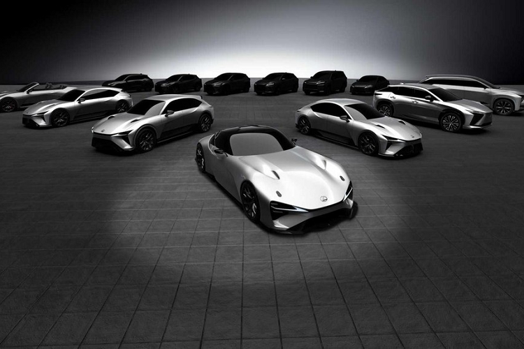 Hiện chưa rõ thời điểm tung ra thị trường và giá xe Lexus Electrified Sport phiên bản thương mại. Chỉ biết rằng, ngoài Electrified Sport, hãng Lexus còn có đến 12 mẫu ô tô điện nữa nằm trong kế hoạch phát triển. Đầu tiên là mẫu crossover chạy điện hạng sang Lexus RZ 450e, dự kiến ra mắt vào năm sau. Tiếp đến là 2 mẫu ôtô điện mang kiểu dáng wagon thực dụng và 1 xe mui trần 4 chỗ.