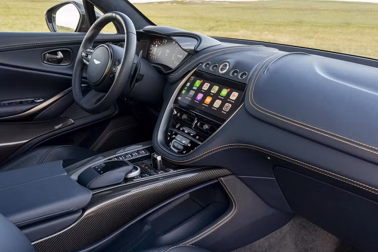 Cơ quan An toàn Giao thông Cao tốc Quốc gia Mỹ (NHTSA) tuyên bố trong tài liệu thu hồi: “Việc lắp ráp sai có thể dẫn đến tăng nguy cơ chấn thương đầu cho những người ngồi trên xe mà không có dây đai an toàn trong một vụ va chạm”. “Chưa có bất kỳ tai nạn hoặc thương tích nào được báo cáo liên quan đến vấn đề này. Không có thêm báo cáo nào về mối lo ngại này trong suốt thời gian chúng tôi điều tra ”.