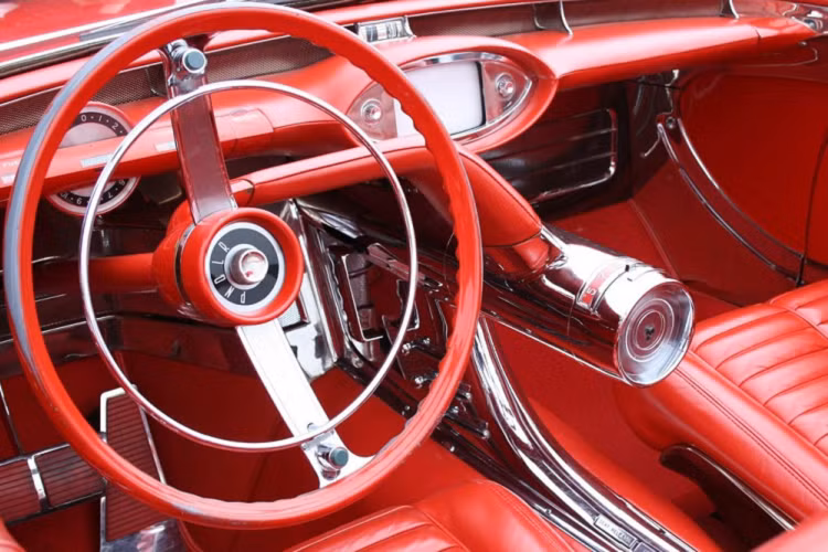 Concept Centurion đã đi trước thời đại, và cuối cùng truyền cảm hứng cho nhiều mẫu xe GM ra mắt trong cuối những năm 1950. Các tấm chắn bùn kiểu cánh gió và sơn hai tông màu chỉ là hai trong số những đặc điểm xuất hiện trên các mẫu xe sản xuất của Chevrolet và Buick ở giai đoạn về sau. Nhưng có một tính năng sáng tạo đã bị lãng quên theo năm tháng, Centurion đã giới thiệu camera nhìn phía sau đầu tiên trên thế giới.