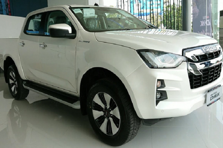 thế hệ mới này, Isuzu D-Max 2021 được kỳ vọng sẽ đẩy mạnh doanh số hơn thế hệ cũ vốn rất kén khách và thuộc hàng “khó bán”.