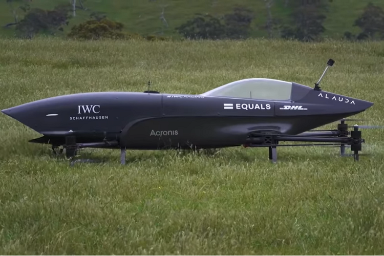 Các cuộc đua Airspeeder sẽ được công bố trong vài tuần tới, sau khi các bài kiểm tra cuối cùng trước mùa giải được hoàn thành. Sau đó, Alauda sẽ bắt đầu tiến hành phân phối Mk3 cho các đội.