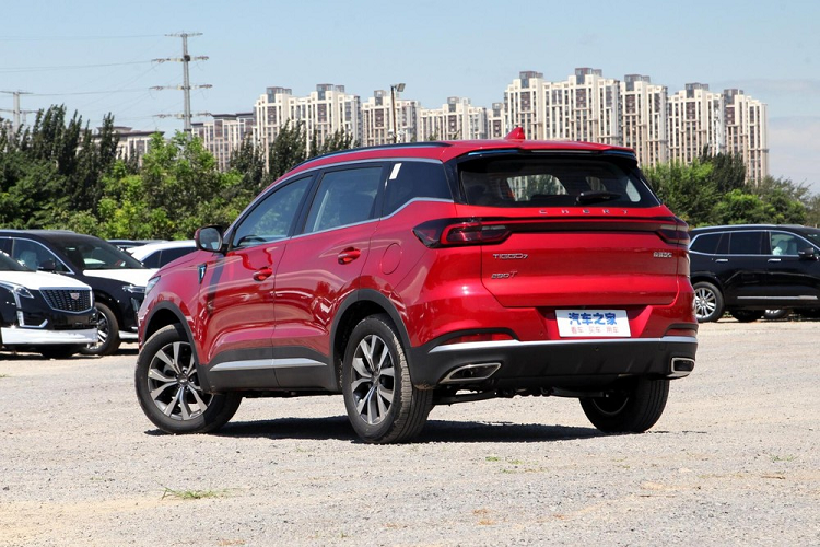 Nhà sản xuất có đưa ra đến 3 tùy chọn hệ truyền động. Loại thứ nhất gồm động cơ tăng áp 1.5 lít, công suất 156 mã lực và 230 Nm mô-men xoắn cực đại, kết hợp hộp số sàn 6 cấp hoặc CVT 6 cấp. Loại thứ hai là dạng hybrid gồm động cơ tăng áp 1.5 lít + 48 volt, cũng mạnh 156 mã lực và 230 Nm mô-men xoắn cực đại, kết hợp hộp số CVT. Loại cuối cùng gồm động cơ tăng áp 1.6 lít, mạnh 196 mã lực và 290 Nm mô-men xoắn cực đại, kết hợp hộp số CVT 7 cấp.