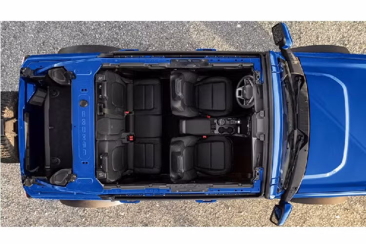 Đây rõ ràng là một cái giá cao kinh khủng, nhưng cũng không thật bất ngờ vì những chiếc xe mang số VIN 001 luôn rất được giá tại các phiên đấu giá. Trước mắt, danh tính của người đã mua chiếc Ford Bronco này vẫn chưa được tiết lộ.