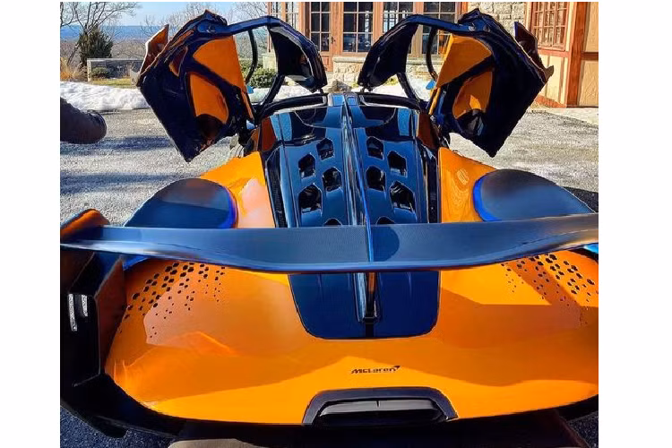 Nếu không tính tới các mẫu xe sử dụng công nghệ bổ trợ hybrid thì McLaren Sabre là mẫu xe thương mại 2 chỗ ngồi mạnh nhất từng được McLaren sản xuất.