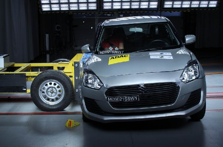 Suzuki Swift 2021 gay that vong voi chi so 0 sao an toan-Hinh-2