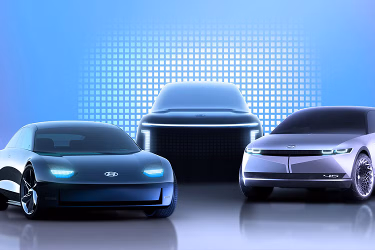 Xe sở hữu thiết kế vô cùng khác biệt, theo hơi hướng tối giản, hiện đại. Nền tảng eGMP trên những chiếc Ioniq thuần điện của Hyundai là thành quả nghiên cứu chung cùng với tập đoàn Kia, trong liên minh Kia-Hyundai của Hàn Quốc.