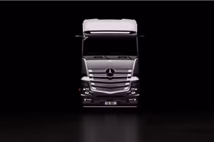 Chiếc motorhome này đã được giới thiệu lần đầu vào mùa thu năm ngoái, và nó sẽ xuất hiện trước công chúng tại Düsseldorf Caravan Salon năm nay, mở cửa vào ngày 27/8 tới. Trước mắt, nhà sản xuất vẫn chưa công bố giá và thời điểm bán cụ thể.