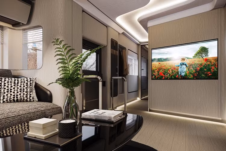 Chiếc Dembell Motorhome 2021 mới do Châu Âu sản xuất này sử dụng khung gầm Mercedes 3 trục bánh và có 3 phiên bản garage, cho phép bạn mang theo những phương tiện nhỏ hơn, tùy theo sở thích và nhu cầu của mình. Lựa chọn số một đi kèm với khoang chứa bên cạnh cung cấp cho bạn không gian vừa đủ để mang theo xe 4 bánh hoặc xe đạp trong các chuyến đi của mình. Nó là một giải pháp linh hoạt với 3 khoang trượt ra và bạn có thể trang bị không gian phù hợp theo ý mình.