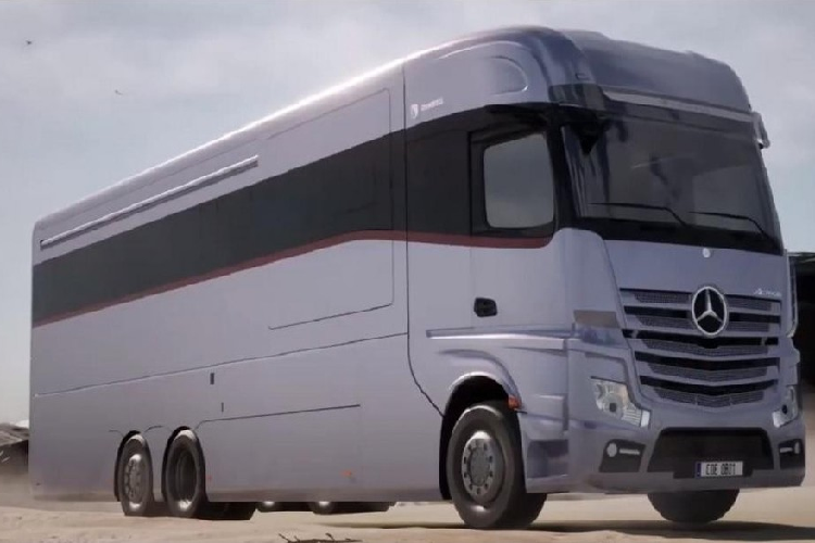Motorhome đã tiếp tục phát triển phổ biến trong những năm qua, và đại dịch toàn cầu chỉ khiến mọi thứ trở nên tốt hơn đối với chúng. Khi những hạn chế đã kìm hãm lối sống của chúng ta và giữ tất cả chúng ta trong biên giới quốc gia của mình, mọi người bắt đầu nhìn vào những ngôi nhà có bánh xe để đáp ứng nhu cầu du lịch. Dembell Motorhome hạng sang là một sự lựa chọn hoàn hảo đối với những ai có kinh tế dư thừa bởi nó cơ bản là một du thuyền trên cạn, vô cùng sang trọng và tinh vi.